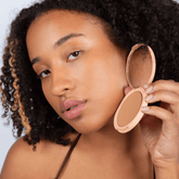 Mattifying Face Powder SPF 15 - 03 Sweet almond